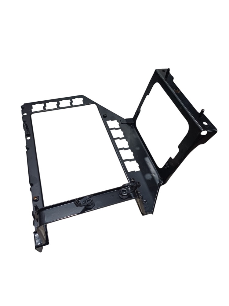Suporte Fixacao Interna Painel Volvo Fh 4