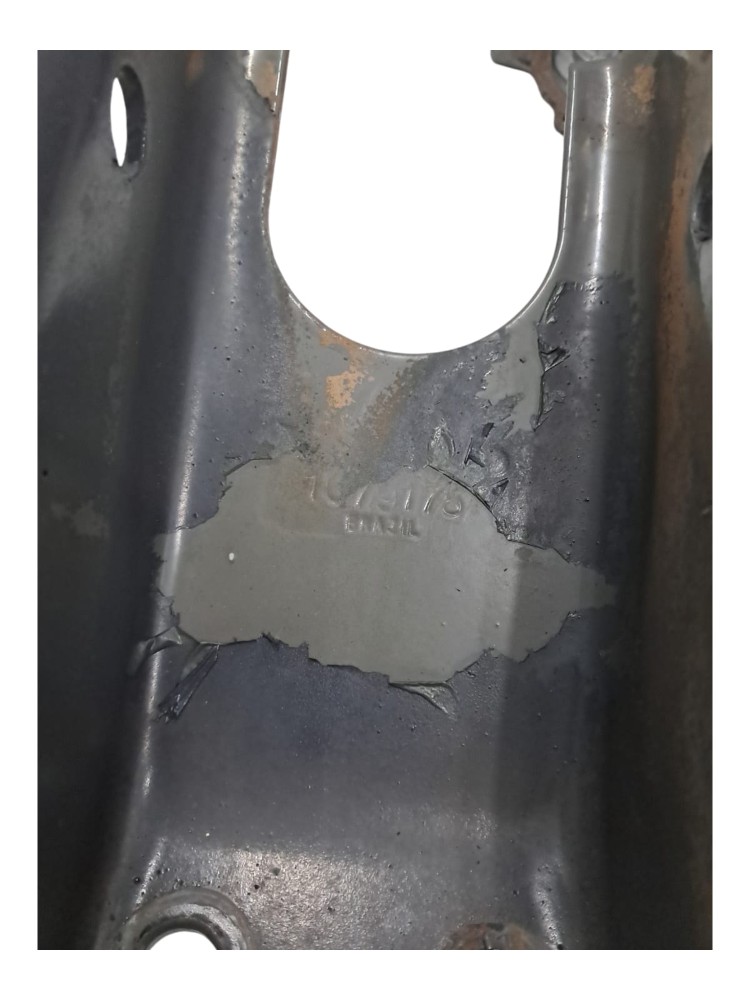 Suporte Amortecedor Dianteiro Volvo Vm 4