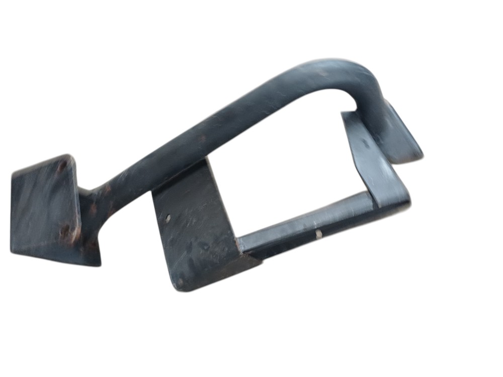 Suporte Parachoque Mb 1620 Esquerdo 4