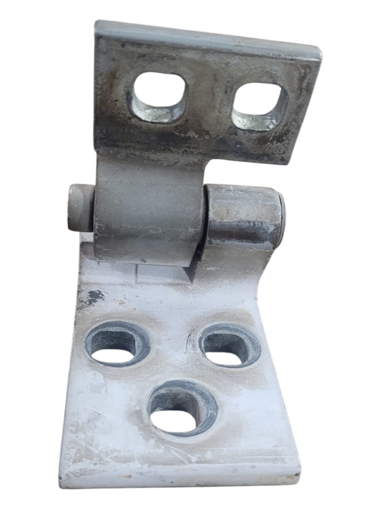 Dobradica Porta Mb Atego 2426 2015 Esquerda 4
