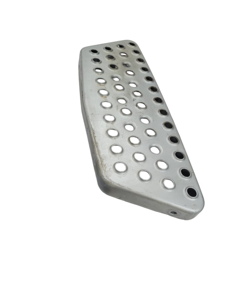 Estribo Pisante Man Tgx Superior 1