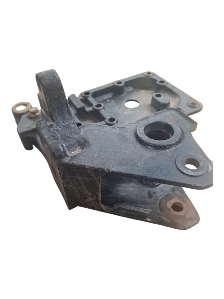 Suporte Travessa Mola Suspensao Volvo VM 4