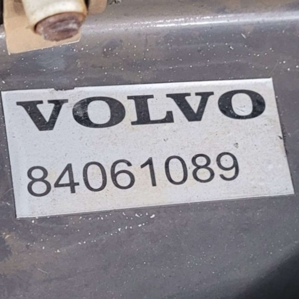 Suporte Farol Volvo Fh 500 2018 2019 VA159 7