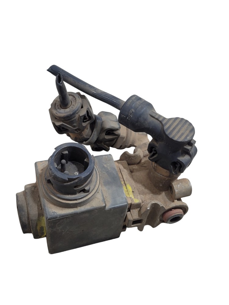 Valvula Solenoide Volvo 4