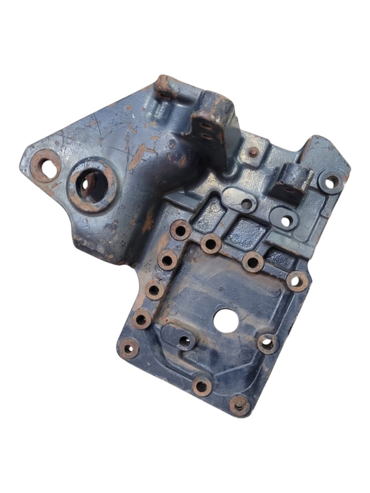 Suporte Travessa Mola Suspensao Volvo VM 20892772 2