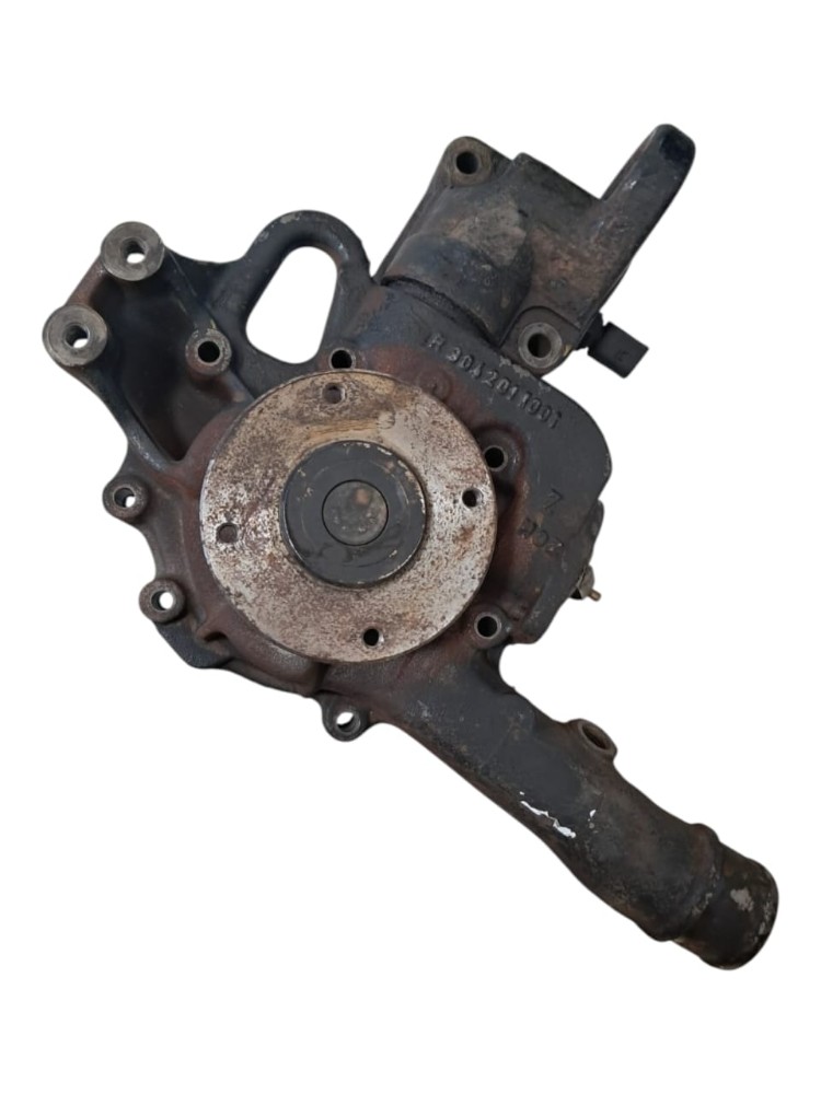 Bomba Agua Mb Atego 2425 2005 A 2012 5