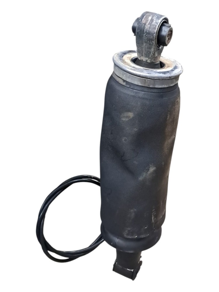 Amortecedor Pneumatico Traseiro Cabine Volvo FH 540 20 VO27