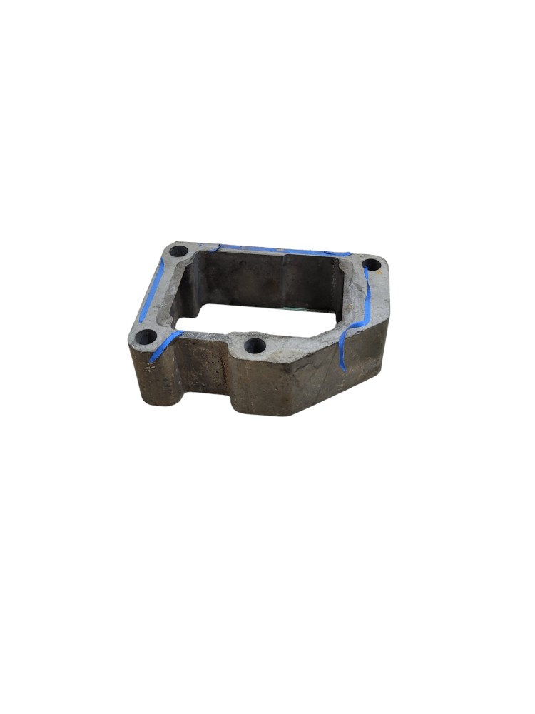 Espacador Tubo Admissao Ford Cargo 2