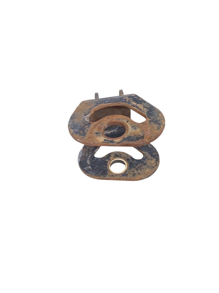 Suporte Amortecedor Cabine Ford 815 2021 6