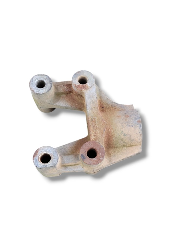 Suporte Engate Rebocador Iveco Tector 2