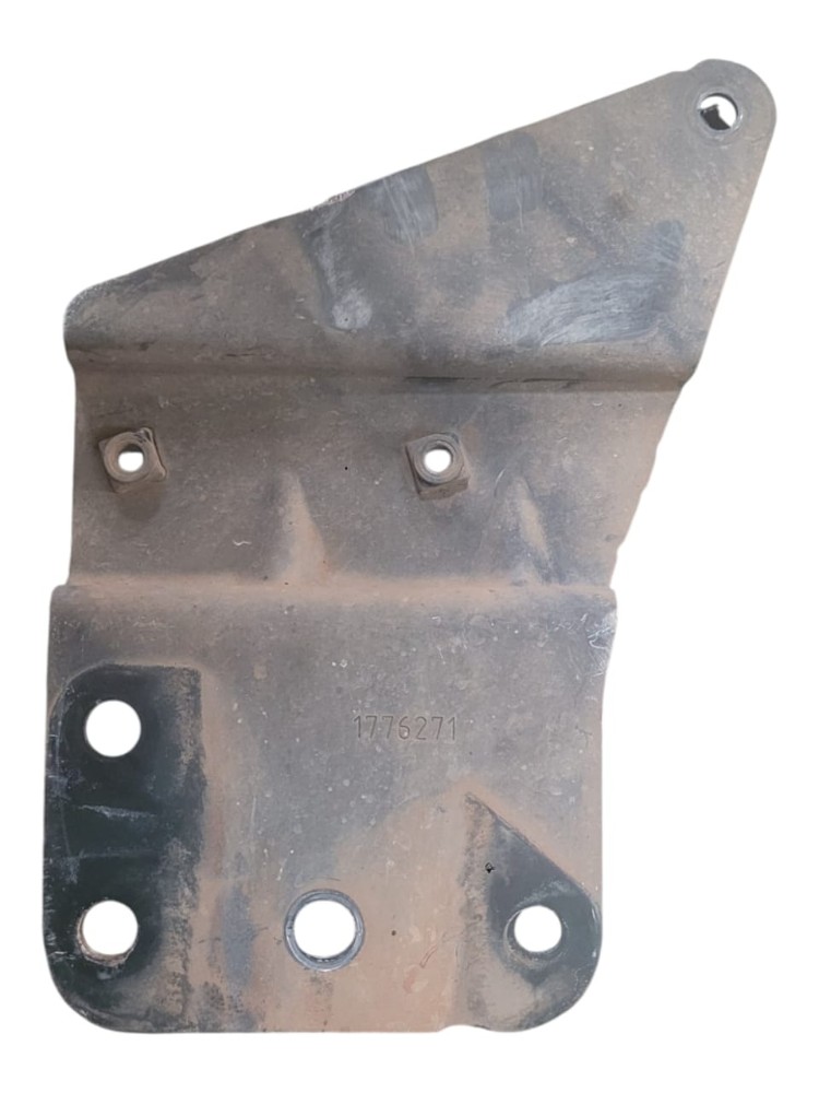 Suporte Fixacao Radiador Scania G420 2011 VO36 4