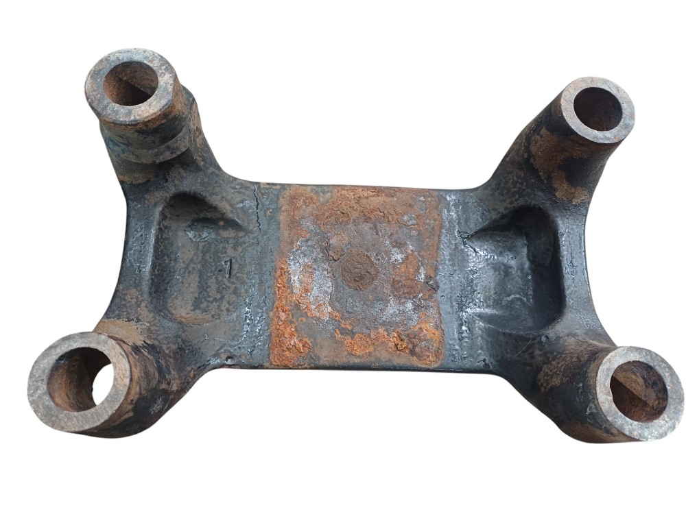 Suporte Feixe Mola Fixacao Diferencial Scania 4