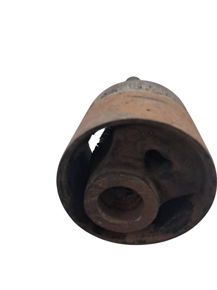 Bucha Suspensao Cabine Volvo Vm 260 310 3