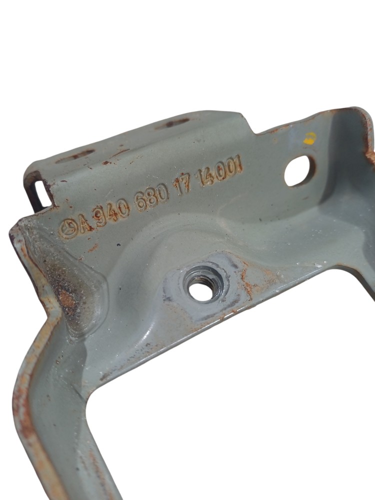 Suporte Valvula Freio Mb Atego Axor 6