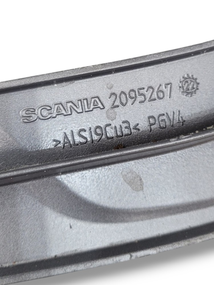 Acabamento Interno Direito Scania Ntg 7
