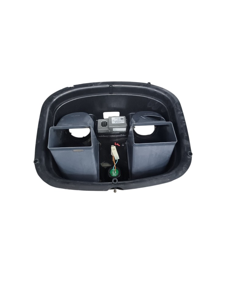 Moldura Climatizador Vw Constellation 2012 4
