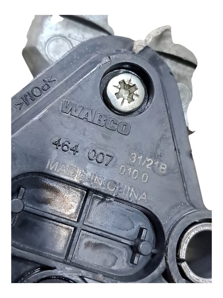 Valvula Nivelamento Cabine Mb Axor Actros 6
