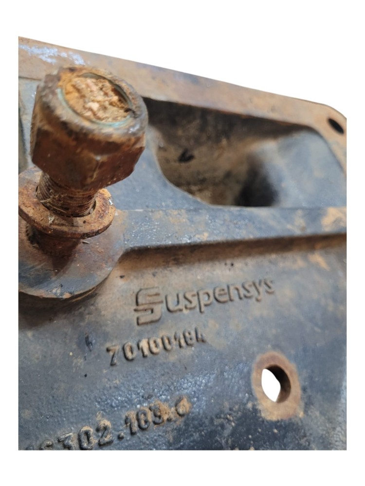 Suporte Ford Vw Volvo Direito Dianteiro 11