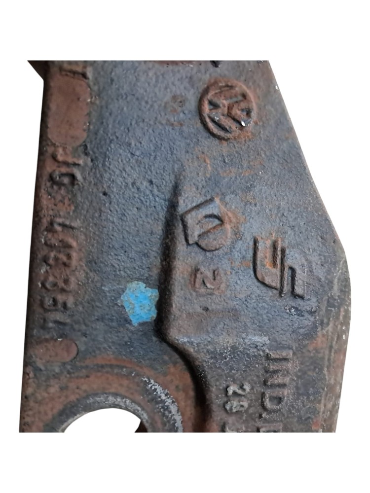 Suporte Inferior Amortecedor Dianteiro L.Direito Vw 6
