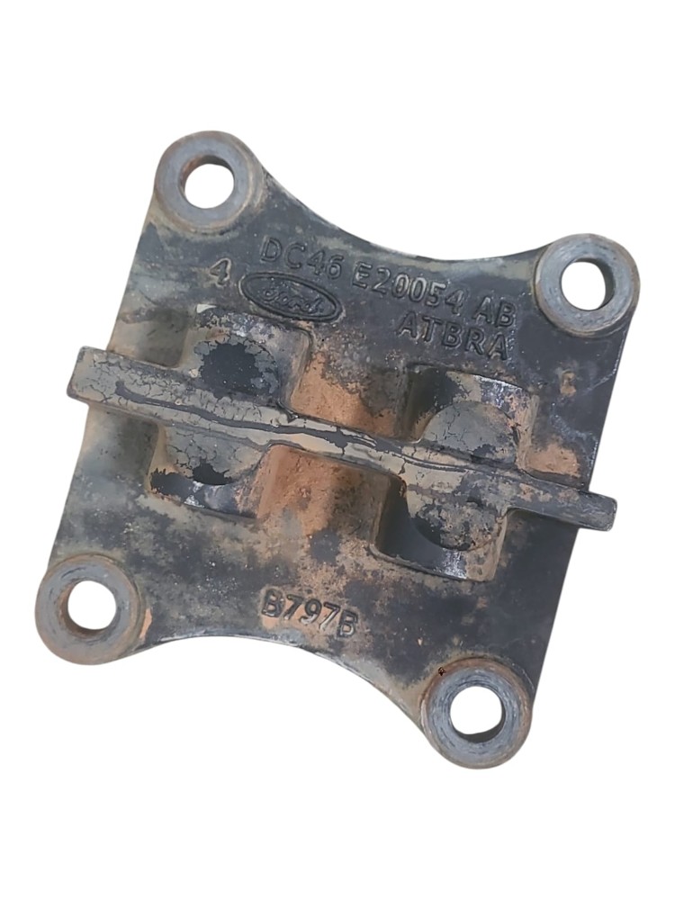 Gancho Interno Degrau Ford Cargo 2842 2014 VK118 1