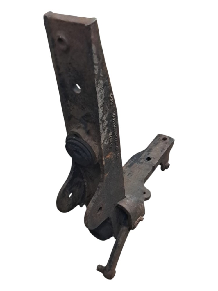 Cavalete Mancal Suspensao Cabine  Mb Atego Axor 2