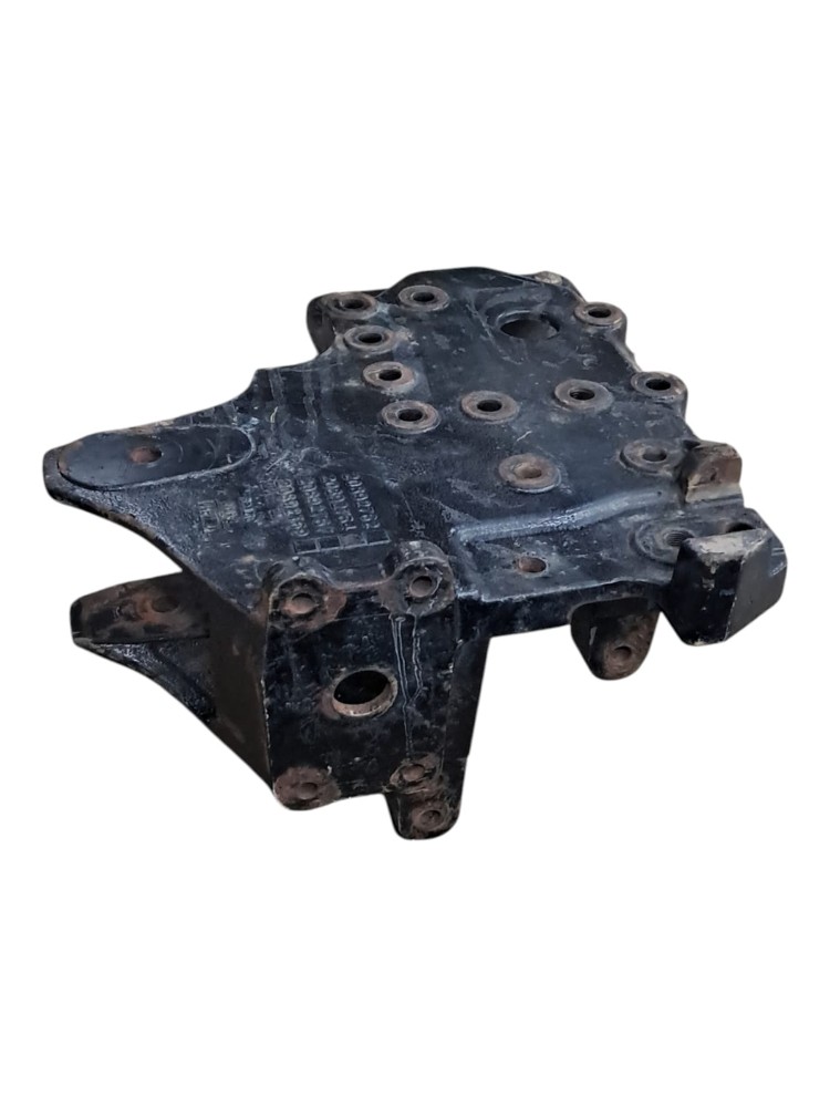 Suporte Dianteiro Chassi Volvo VM 6