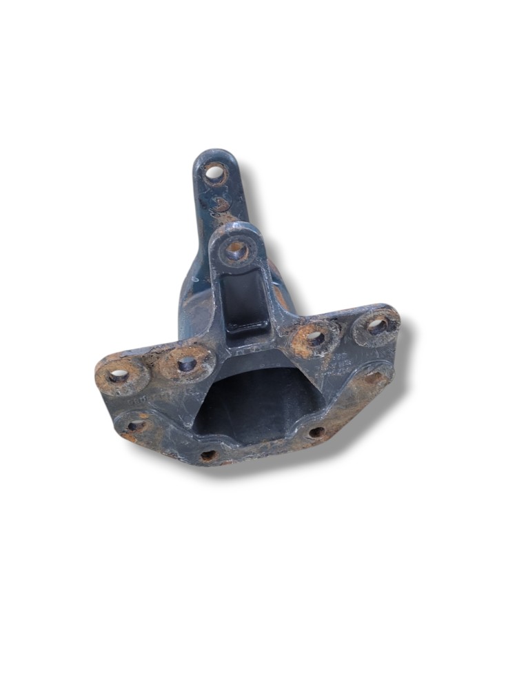 Suporte Travessa Volvo Fh 440 2011 5