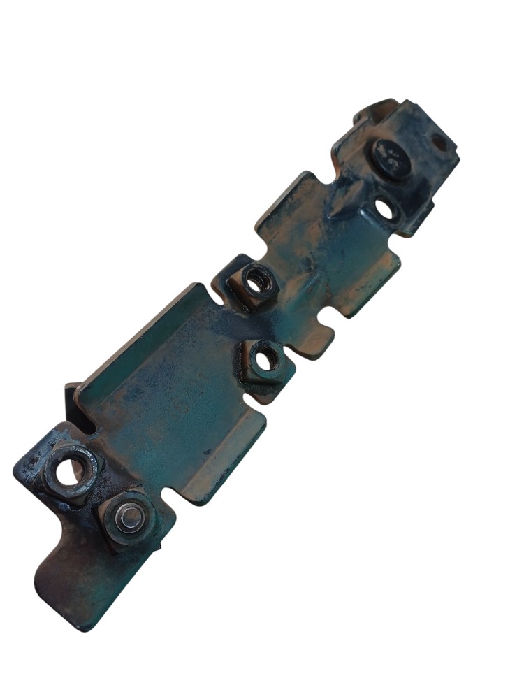 Suporte Tubo Refrigeracao Volvo Fh D13 1