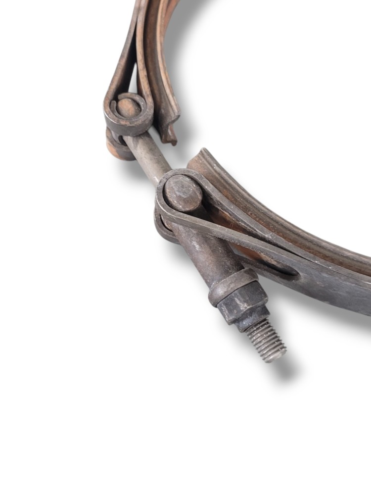 Abraçadeira Volvo D12 446397 5