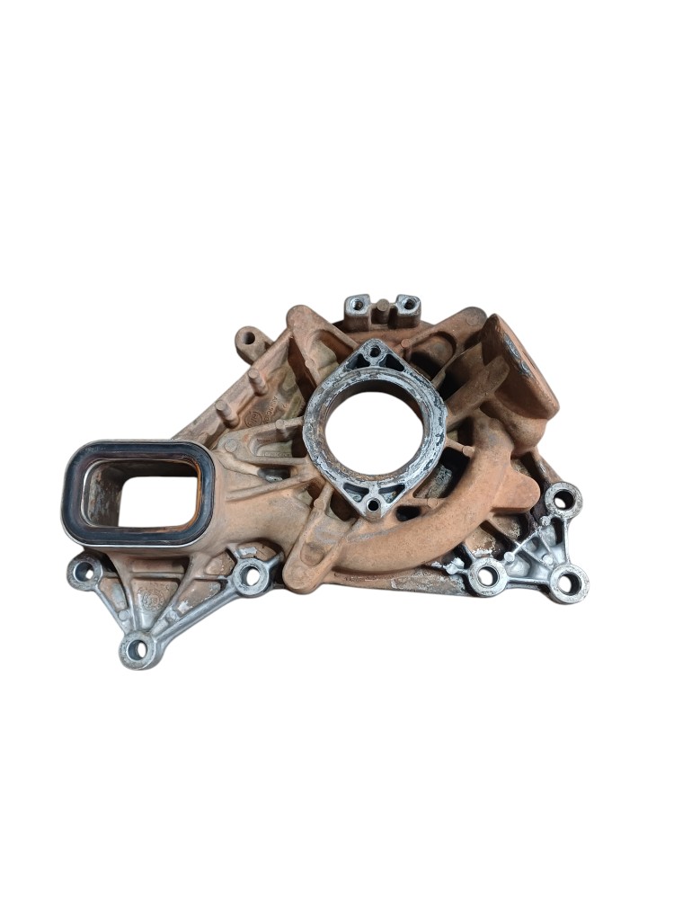 Carcaca Bomba Agua Motor Volvo Fh D13