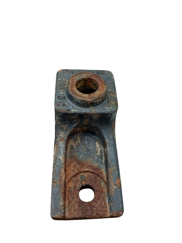 Suporte Lateral Chassi Iveco Stralis 1