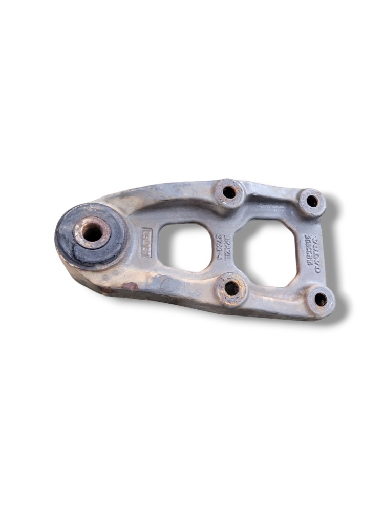 Suporte Mola Dianteiro Volvo Vm 240 Vm 260 3