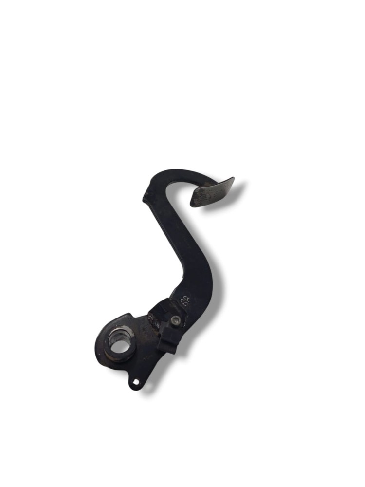 Pedal Embreagem Volvo Vm 270 2015