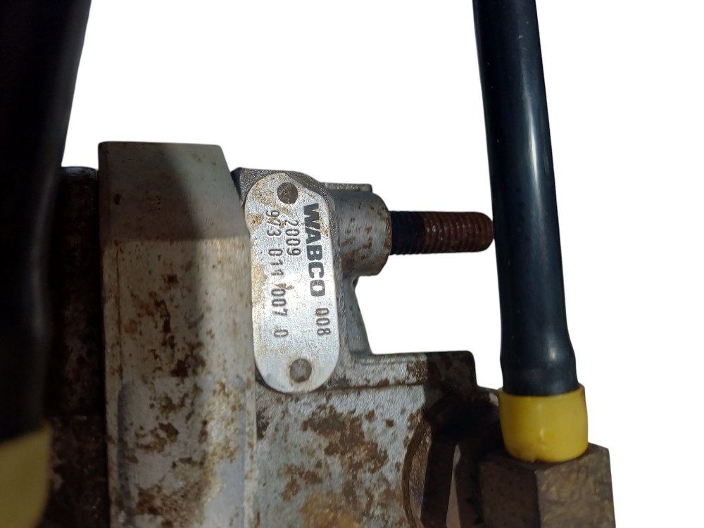 Valvula Rele Wabco Mb 7