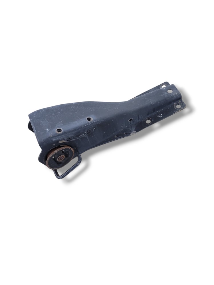 Suporte Amortecedor Traseiro Cabine Vw 5