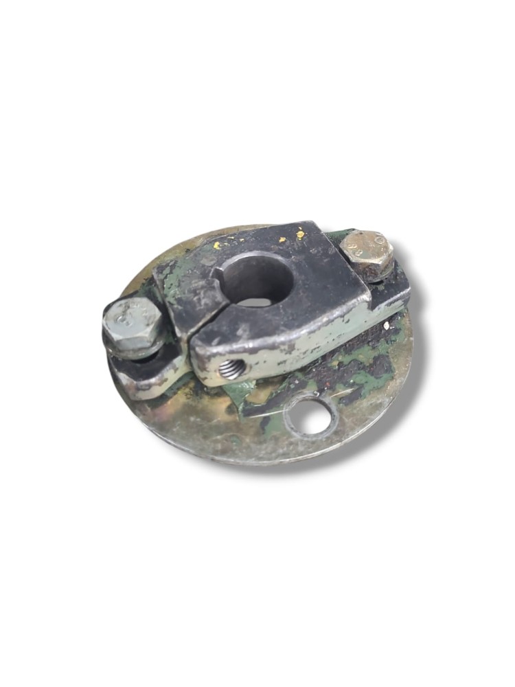 Suporte Bomba Volvo 5