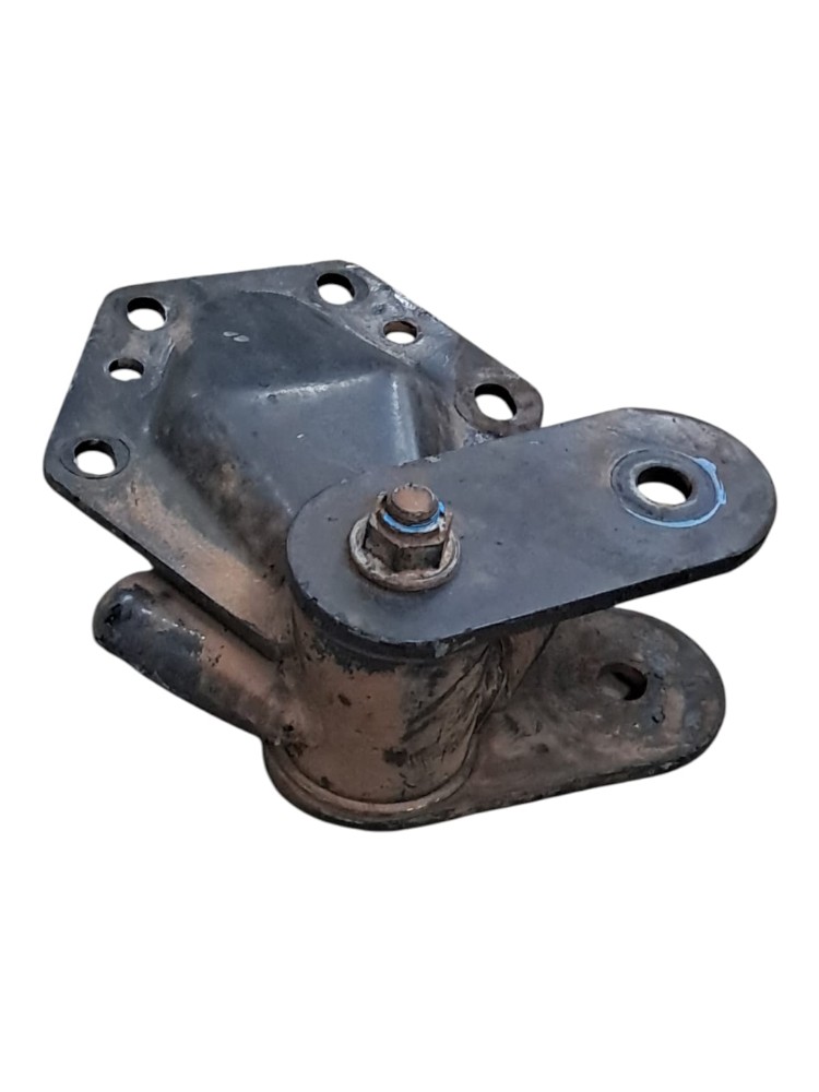 Suporte Feixe Mola Ford Cargo 2