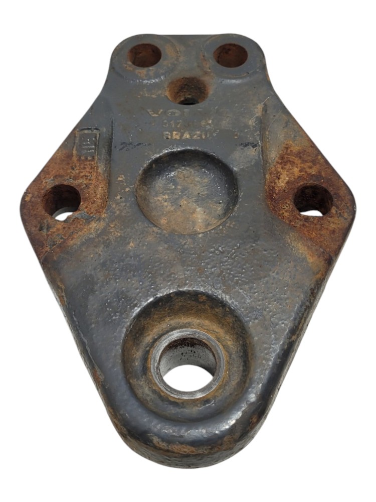 Suporte Tirante Barra Estabilizadora Volvo Nh Fm 3