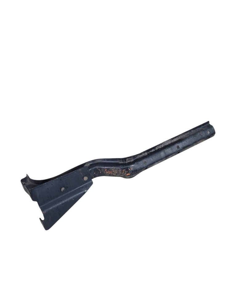 Suporte Inferior Paralama Ford Cargo Dianteiro  Brasil 4
