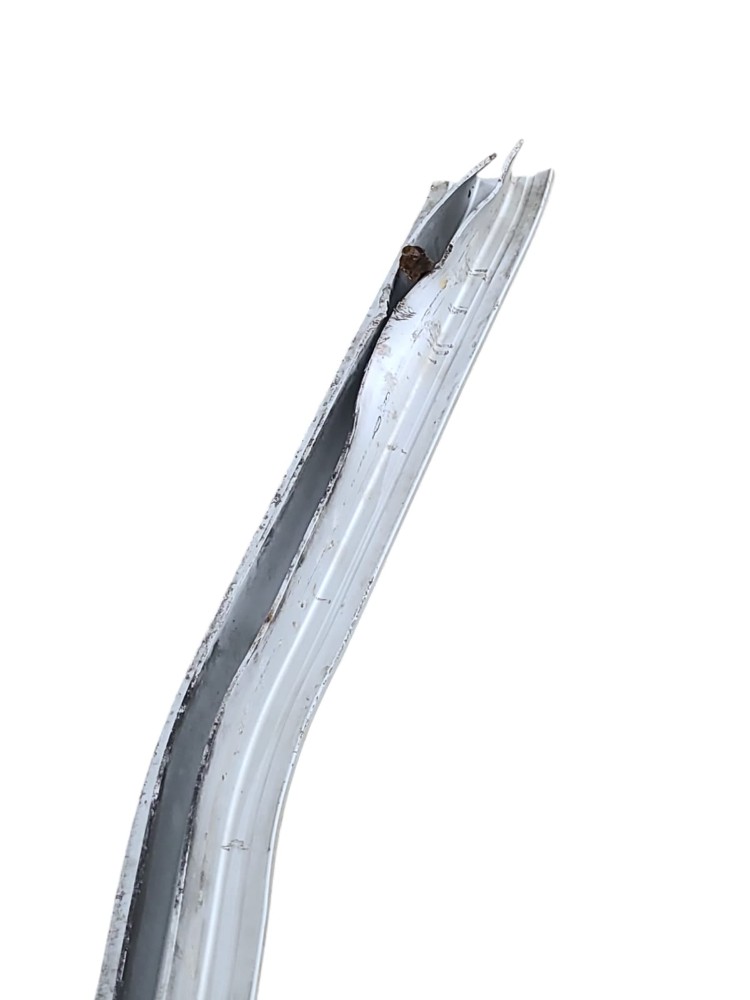 Soleira Porta Esquerda Scania 6