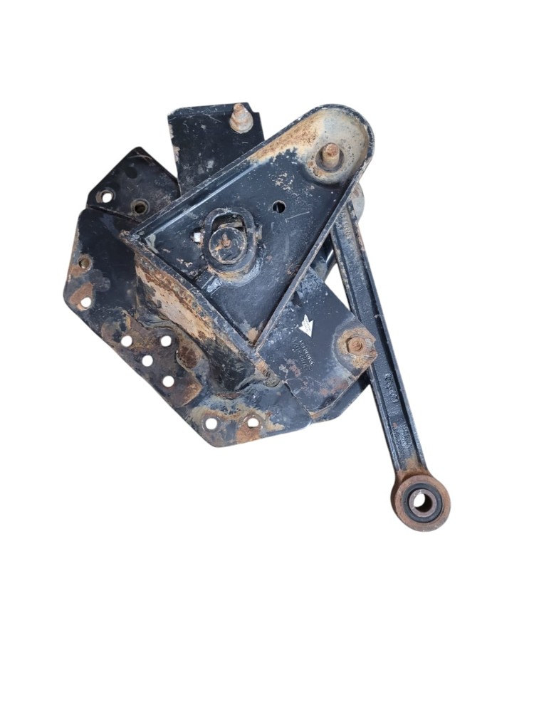 Suporte Mola Suspensao Com Braco Tirante Volvo Vm Traseiro 4