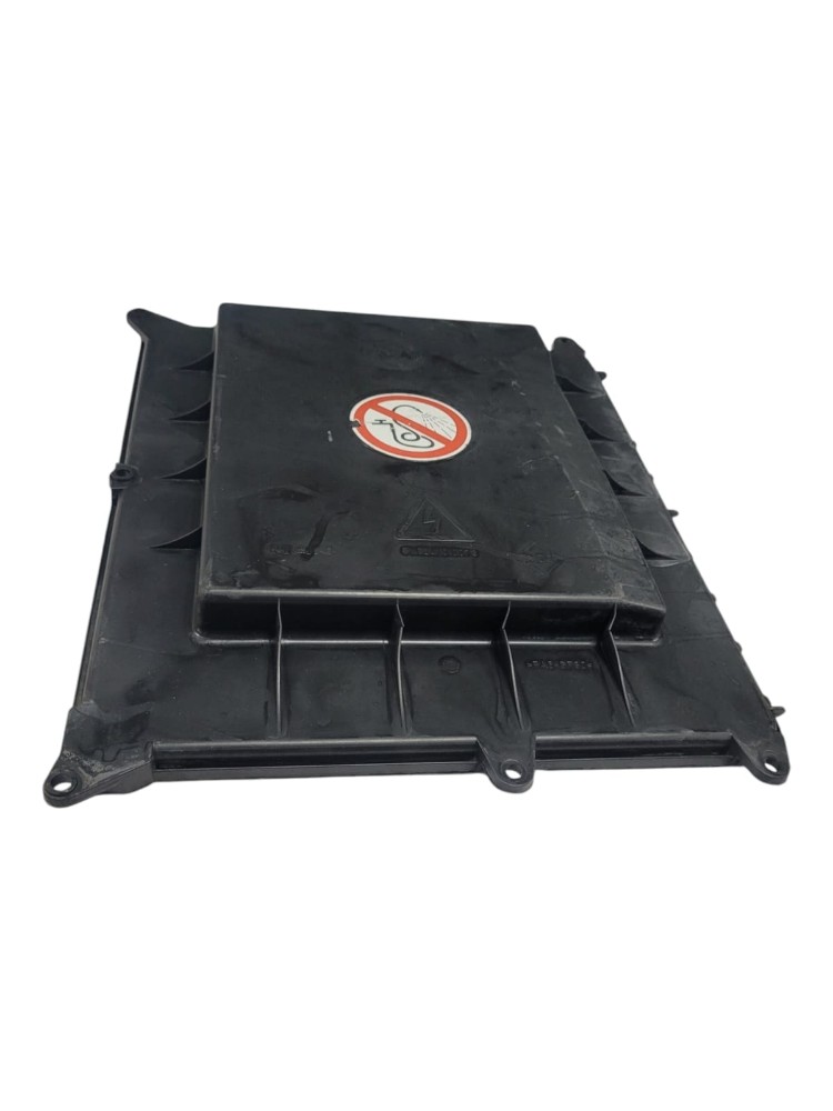 Capa Encaixe Protecao Fio Man Tgx 3