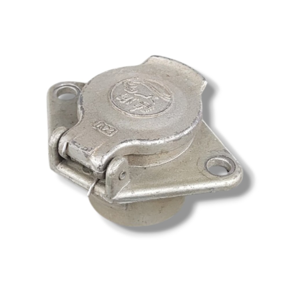 Tomada Engate Sinotruck Howo 380 24v