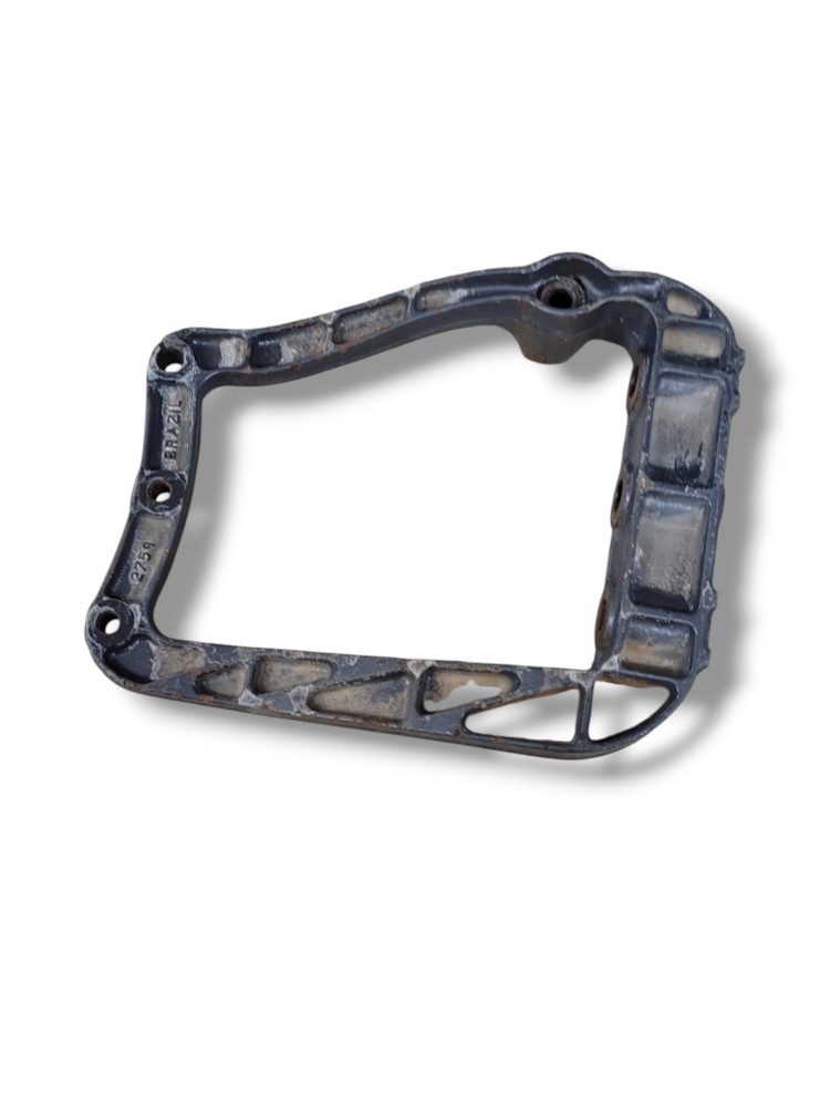 Suporte Dianteiro Bomba Arla Volvo Vm 270 2012 2013 VN32