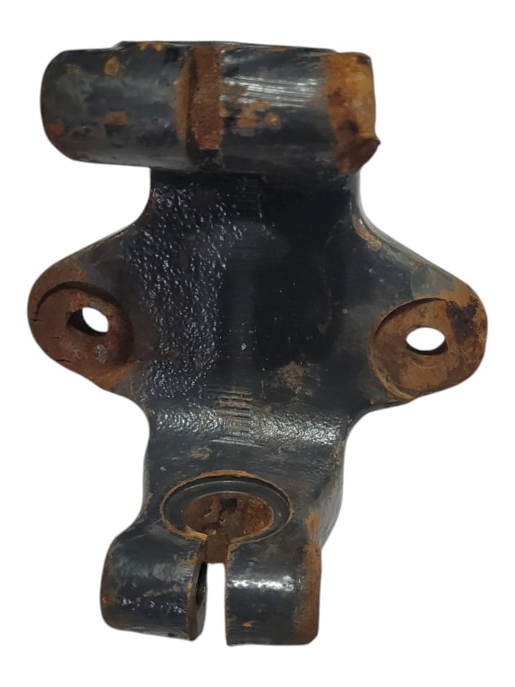 Suporte Mola Scania Dianteira Esquerda 1