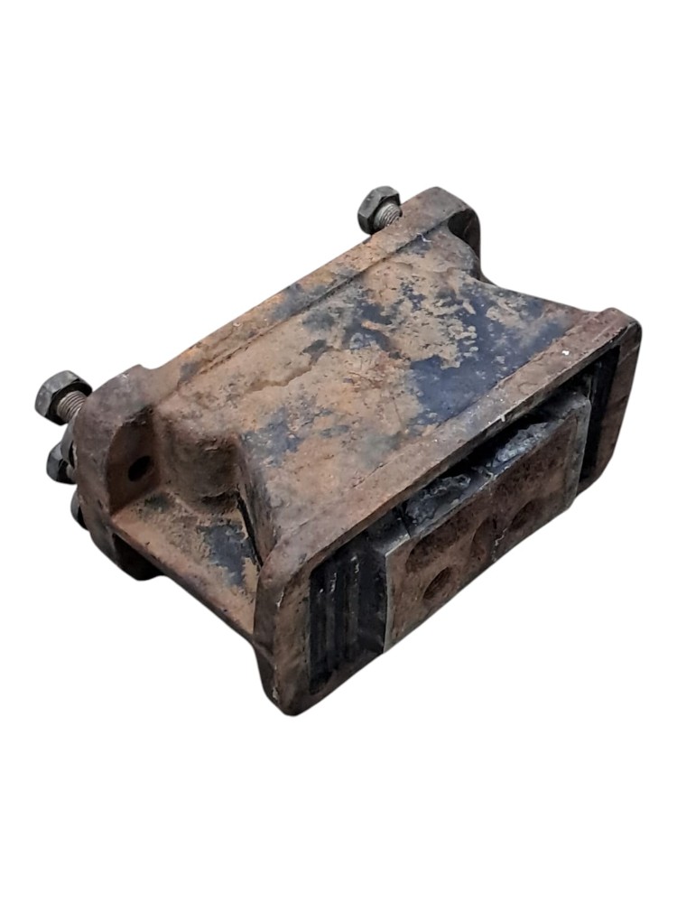 Coxim Traseiro Motor MB 1635 1941 2325 2625 L1632 L1938 2