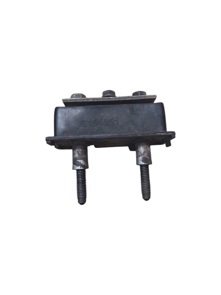 Coxim Inferior Suspensao Radiador Fh Volvo