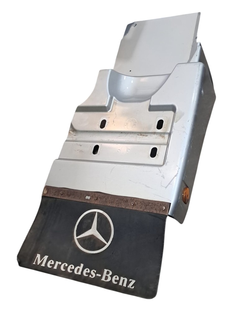 Paralama Traseiro Cabine MB Actros Megaspace