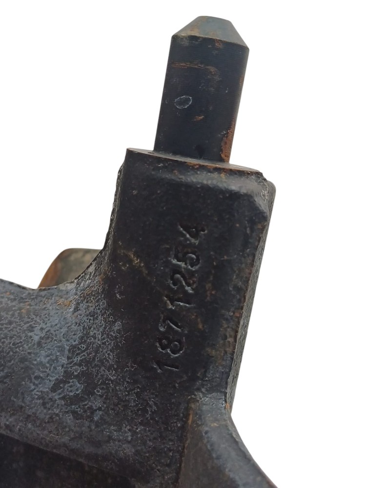 Suporte Mola Dianteiro Volvo Vm 240 Vm 260 20500815 5