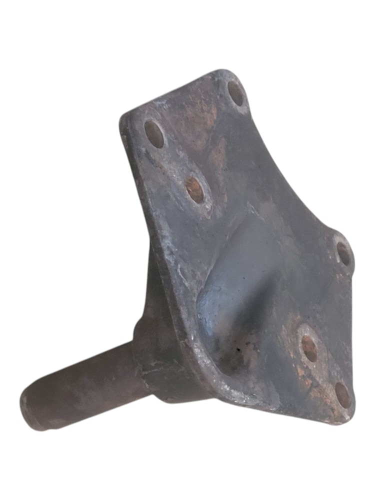 Suporte Mola Traseiro Vw 8140 1994 A 2000 8